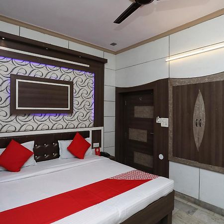 Hotel O Vanshika Агра Екстериор снимка