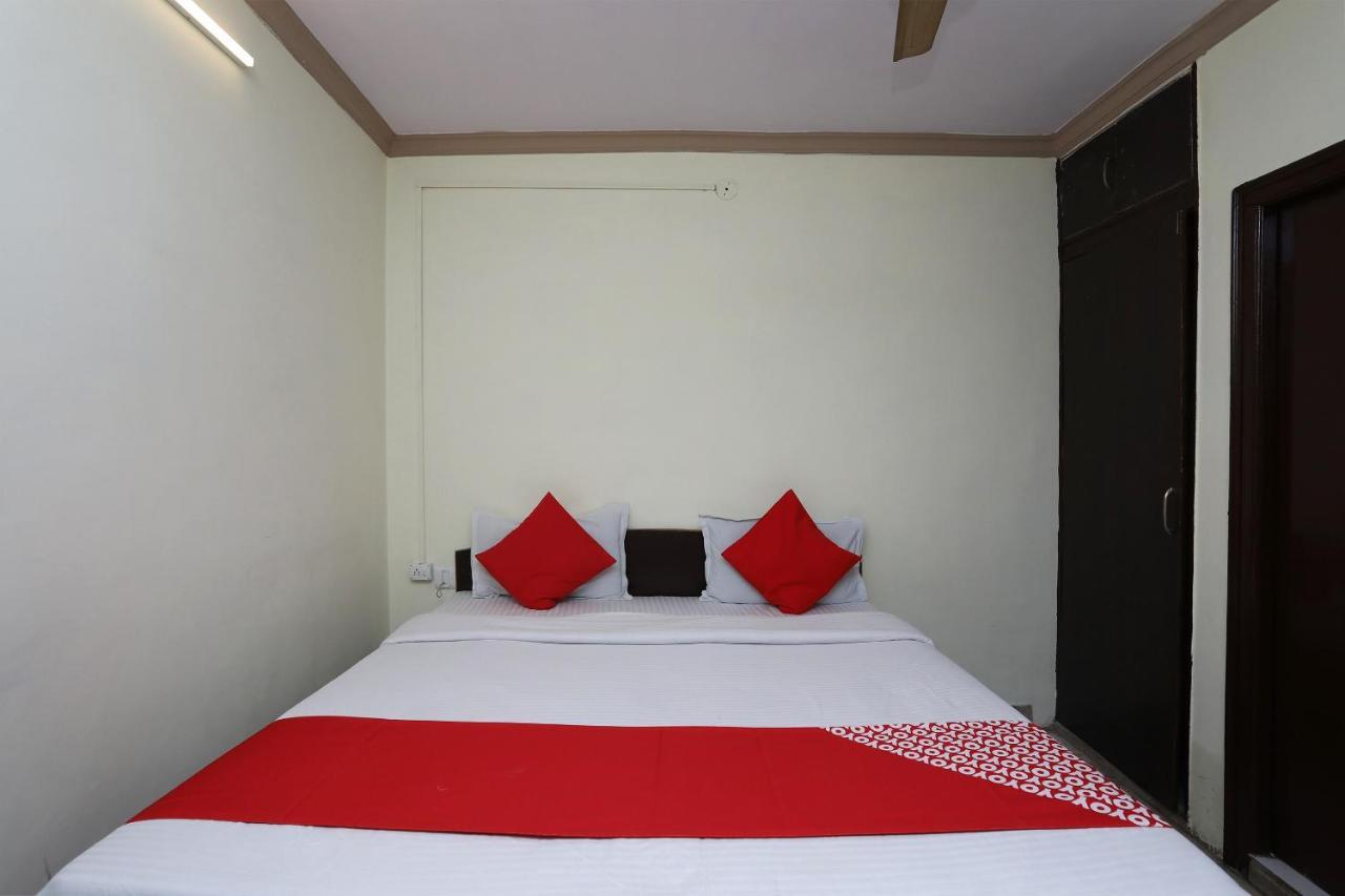 Hotel O Vanshika Агра Екстериор снимка