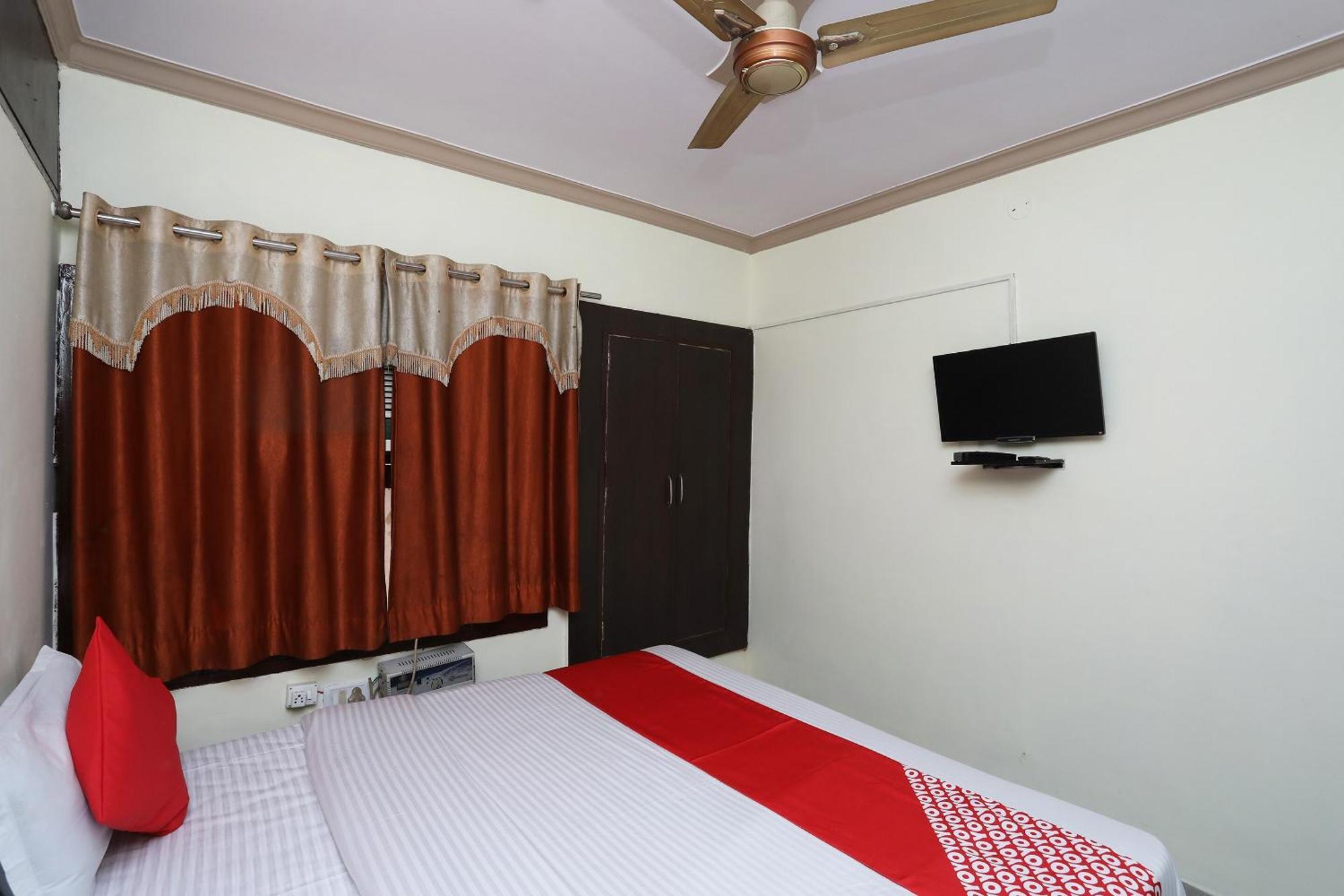 Hotel O Vanshika Агра Екстериор снимка