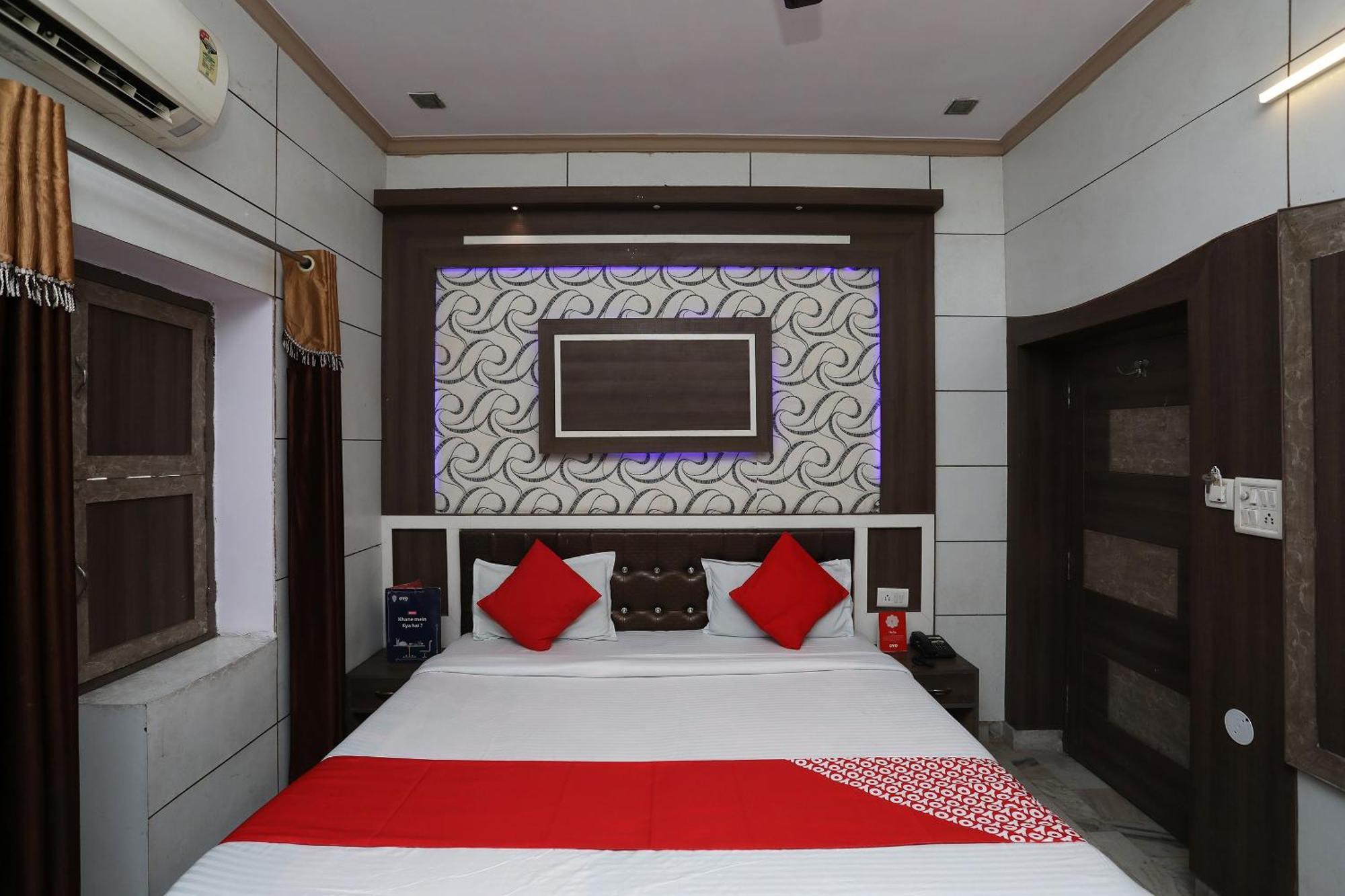 Hotel O Vanshika Агра Екстериор снимка
